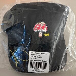 NWT MURAKAMI x LEWIS HAMILTON 2023 F1 Las Vegas Black Signature Hat Mushroom Cap
